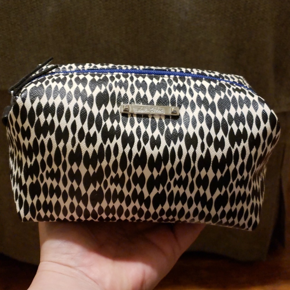 Stella and Dot Black and White Pouf